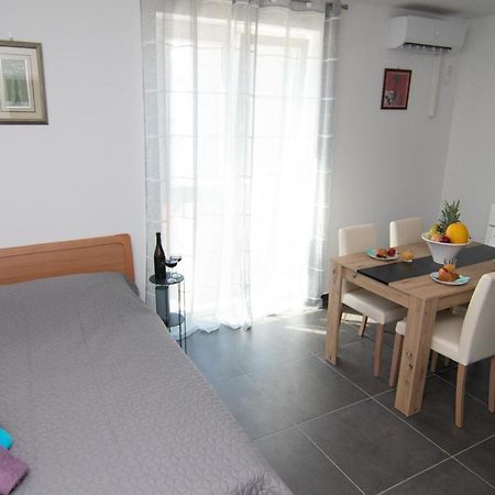 Valkane beach studio apartment Pula Zewnętrze zdjęcie