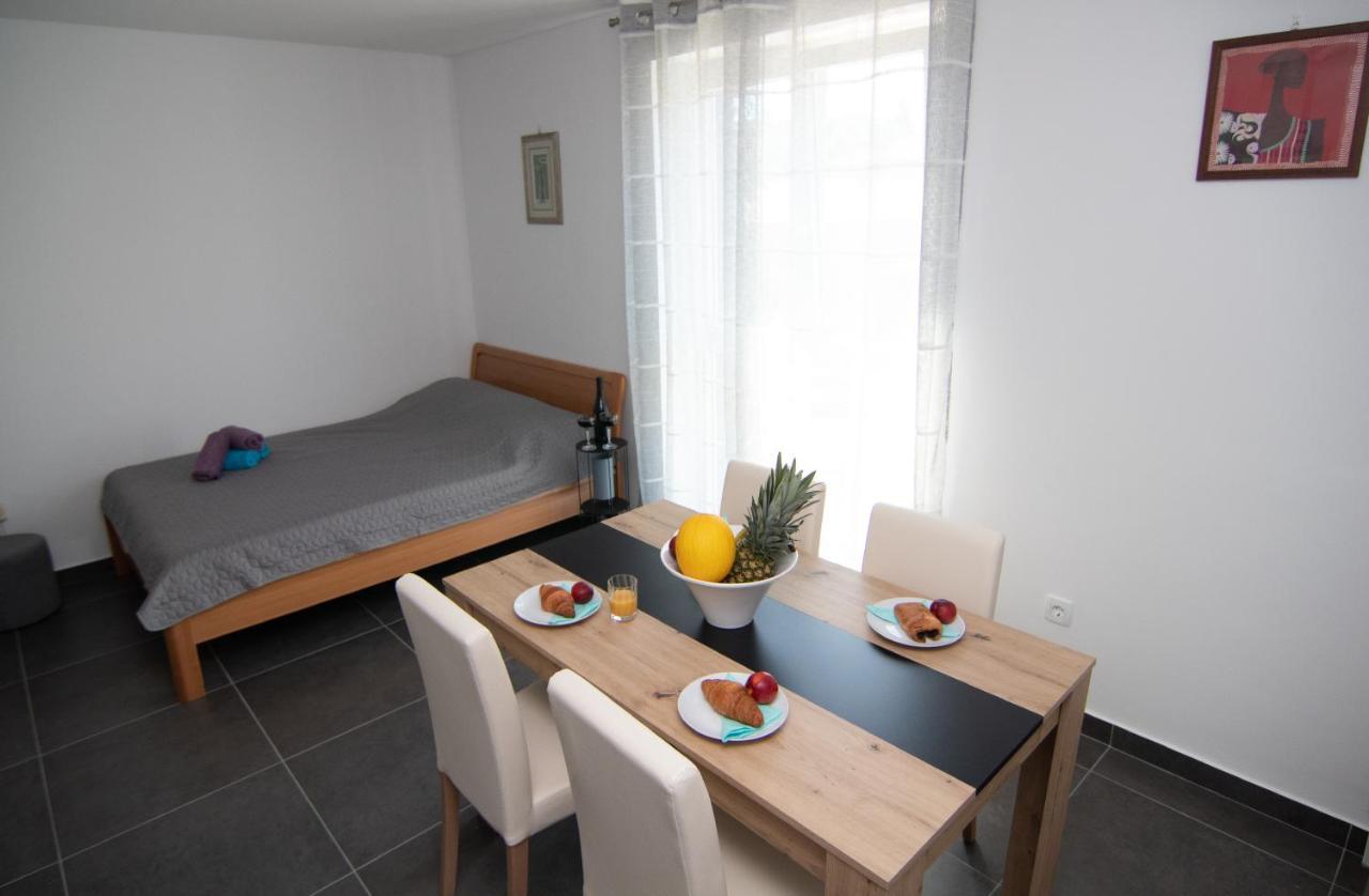 Valkane beach studio apartment Pula Zewnętrze zdjęcie